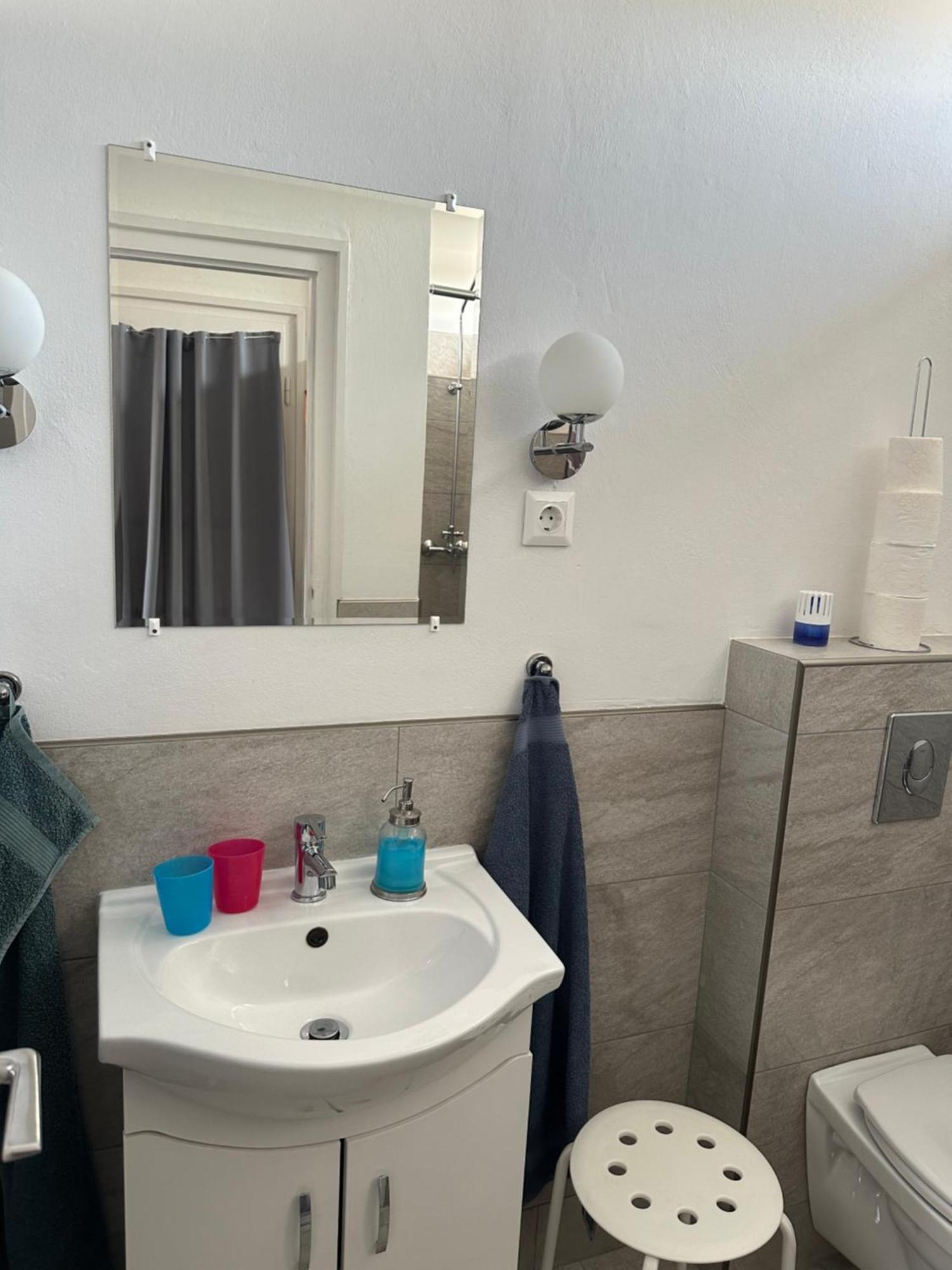 Studio Apartmanok *